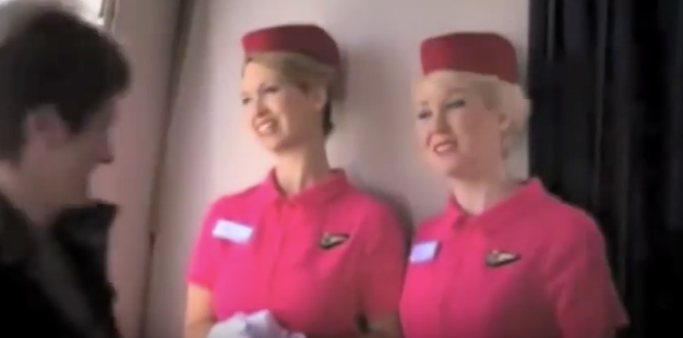 Pretty in Pink: die falschen Stewardessen von Air Afrikaans