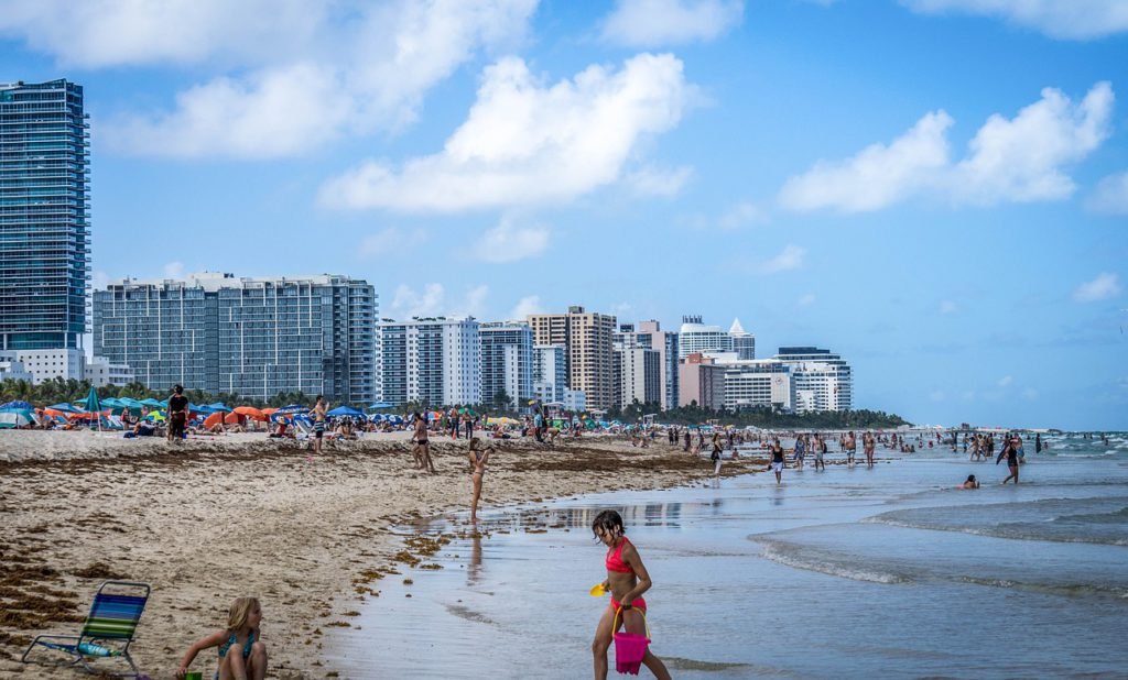 south-beach-895340_1280