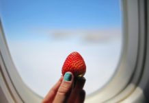 3 Tipps, wie du selbst als Vielflieger gesund essen und dabei auch noch Geld sparen kannst