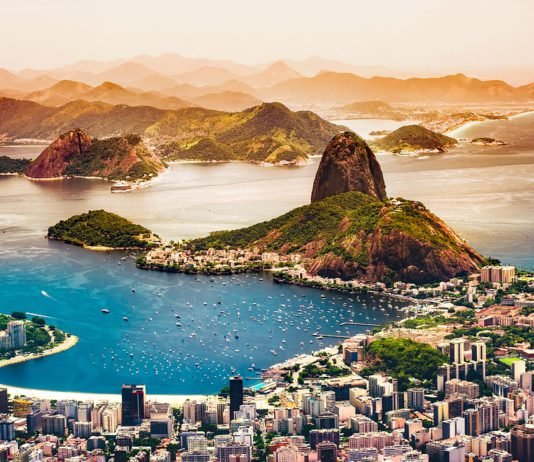 Lufthansa fliegt einen Monat lang mit der Boeing 747-400 nach Rio Zuckerhut Rio de Janeiro