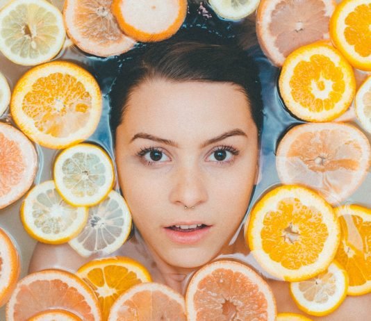 Viel Cashback bei dm 390 Punkte + 100% Cashback + gepflegtes Haar. Photo by Noah Buscher on Unsplash