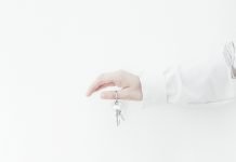 Koffer abschließen oder nicht?