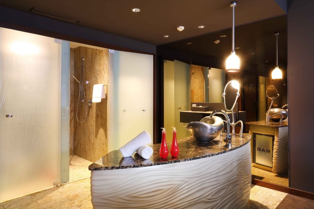 Blick ins Bad im Design Hotel east Hamburg