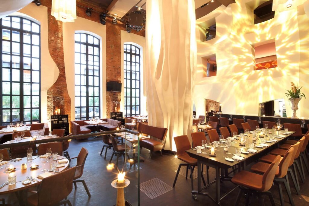 Restaurant im Designhotel east in Jamburg