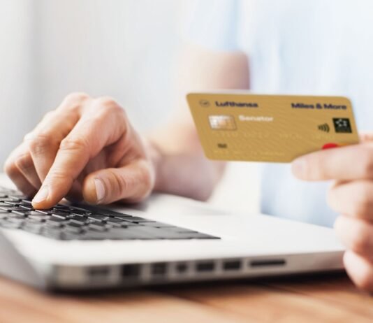 Schluss mit dem Meilen-Boost: Neue Regeln für Kreditkartennutzer! Erfahre, welche Transaktionen ab dem 15. März keine Meilen mehr verdienen. Bleibe über die neuesten Regeln für Kreditkartennutzer informiert.