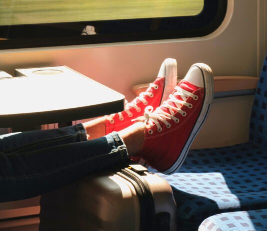 BahnBonus Gewinnspiel: „BahnBonus Punktefangen“ Du bist eingeladen, am Gewinnspiel "BahnBonus Punktefangen" teilzunehmen, bei dem du die Möglichkeit hast, 10.000 Prämienpunkte zu gewinnen.