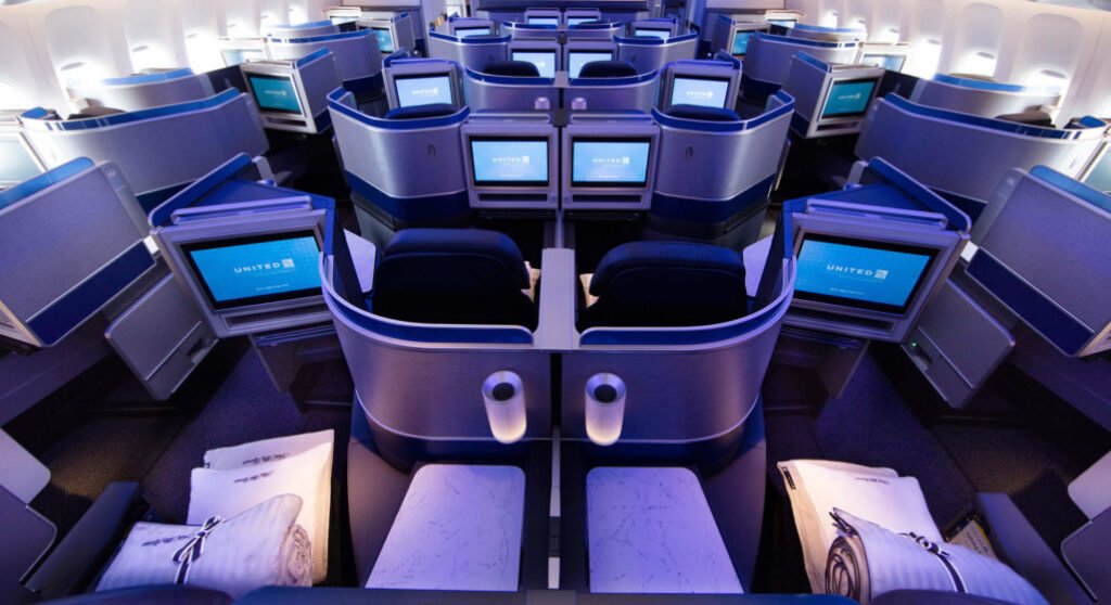 United Airlines Business Classs Boeing 787-9 Dreamliner