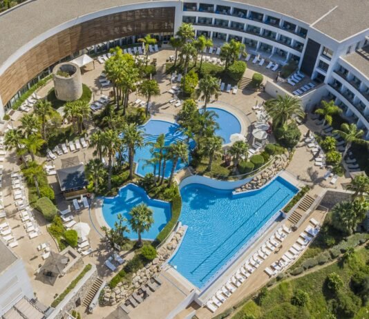 Wyndham Hotels Status Match: So sicherst du dir Diamond mit nur 10 Nächten Dolce by Wyndham Sitges