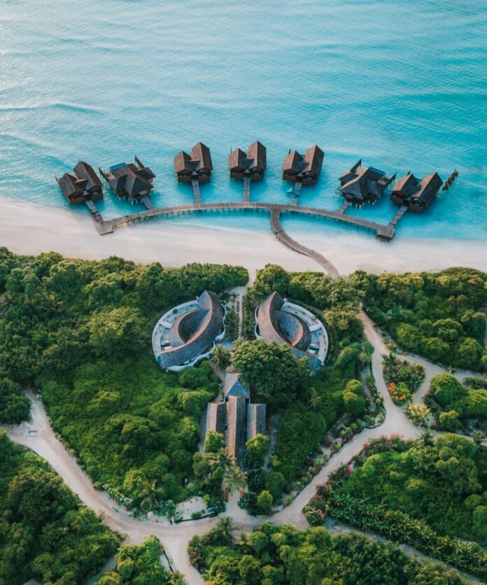 HIDEAWAY Beach Resort + Spa auf den Malediven