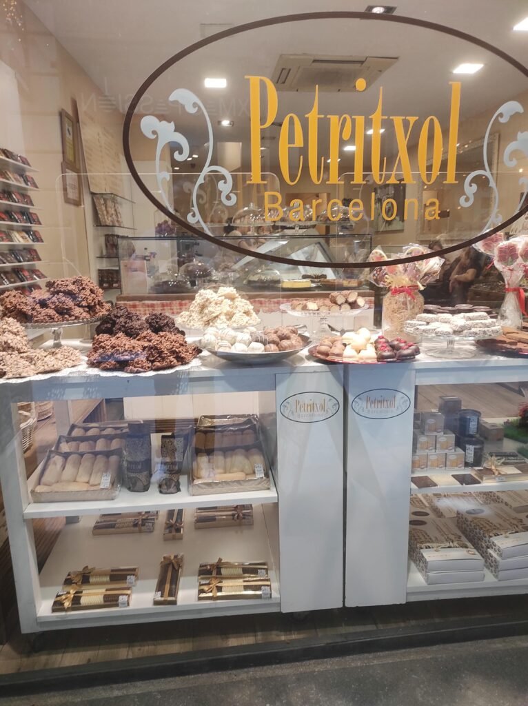 In der Straße Petritxol findet man die besten Schokoladengeschäfte Barcelonas.