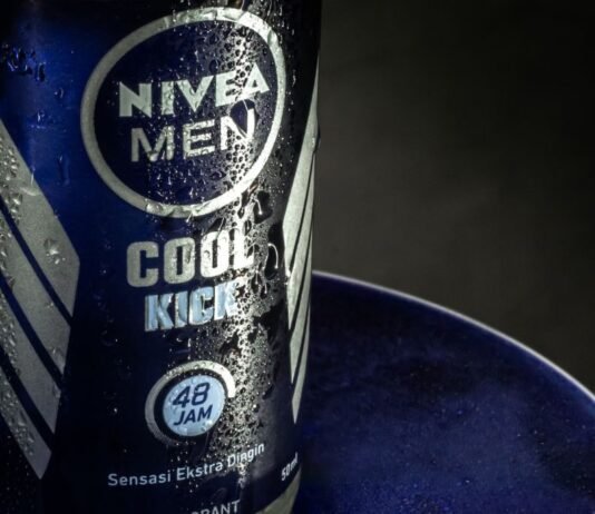 15€ Bahn-Gutschein beim Kauf von NIVEA Produkten Mit der aktuellen Aktion von NIVEA und der Deutschen Bahn, erhältst du beim Kauf von NIVEA Produkten im Wert von mindestens 5 Euro einen großzügigen 15€ Bahn-eCoupon.