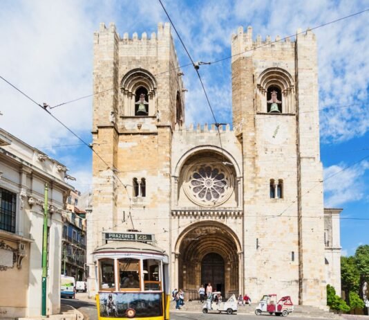 Entdecke Lissabon und sichere dir eine kostenlose 72-Stunden-Lissabon-Karte Wenn du jetzt deine Reise in diese bezaubernde Stadt buchst, hast du die Chance, eine kostenlose 72-Stunden-Lisboa Card zu erhalten.