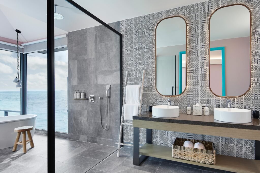 Lagoon Villa Bathroom im Le Méridien Maldives Resort & Spa