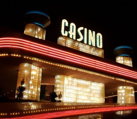 Die faszinierende Welt der historischen Casinos in Deutschland: Eine Reise in die Vergangenheit des Glücksspiels Erlebe die Magie historischer deutscher Casinos - Eleganz, Geschichte und Spielspaß in einem.