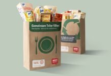 REWE: Tafel Unterstützen und 50 Payback Extra Punkte erhalten Vom 09. bis 22.10.2023 kannst du bei REWE Spendentüten und -karten für jeweils 5 € erwerben und 50 Extra Punkte erhalten. Foto: REWE