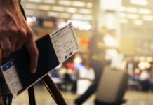 Schneller zum Flying Blue Ultimate-Status Flying Blue Ultimate geht neue Wege, um dir den Zugang zu exklusiven Privilegien noch schneller zu ermöglichen. Ab dem 1. Januar 2024 kannst du nun innerhalb eines Qualifizierungszeitraums von einem Jahr den begehrten Flying Blue Ultimate-Status erreichen oder verlängern.