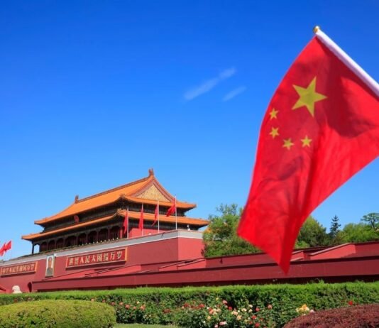 China erlaubt visumfreie Einreise bis Ende 2026 China erlaubt Bürgern aus 48 Ländern bis Ende 2026 die visumfreie Einreise für bis zu 30 Tage – auch für deutsche Reisende.