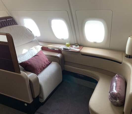 Qatar Airways plant Comeback der First Class Qatar Airways kündigt das Comeback der First Class an! Erfahre mehr über die neugestaltete Kabine und das luxuriöse Reiseerlebnis.