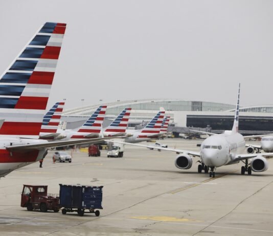 Schnapp dir den Platinum Pro Status bei American Airlines American Airlines und Hyatt bieten Hyatt Globalists jetzt den Instant Status Pass, der dir fĂĽr vier Monate den Platinum Pro Status sichert.