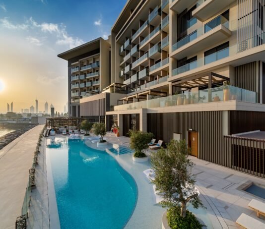 Doppelte Punkte: Neues Angebot bei World of Hyatt World of Hyatt hat ein spannendes Angebot für seine Mitglieder: Ab Oktober kannst du in ausgewählten Hotels doppelte Prämienpunkte sammeln. / Hyatt Centric Dubai. Bild: World of Hyatt
