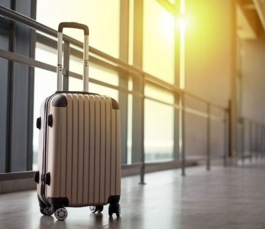 Neue Regeln für Handgepäck in Europa 2026 Handgepäck 2026: Das gilt aktuell an Flughäfen.