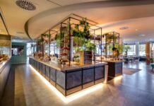 Frischer Wind bei Accor-Hotels in München und Berlin NOVOTEL MUNICH AIRPORT Neuer Look für das Novotel Munich Airport. Copyright: Christoph Weiss