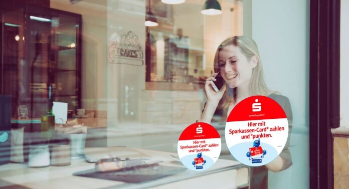 PAYBACK_Sparkassen_Kooperation-min PAYBACK Sparkassen Kooperation startet am 1. Juli 2025: Jetzt beim Bezahlen mit der Sparkassen-Card automatisch Punkte sammeln. Einfacher geht’s nicht!