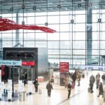 BER erreicht Skytrax 4-Sterne-Rating Der Flughafen Berlin Brandenburg (BER) hat von der renommierten Rating-Agentur Skytrax das begehrte 4-Sterne-Rating erhalten.