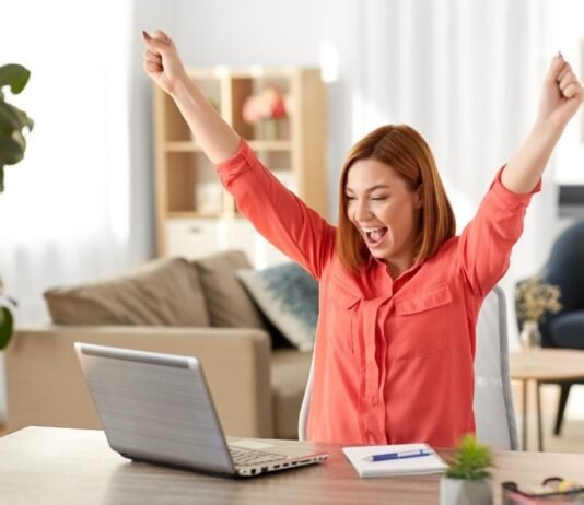 Prämienflüge finden: So klappt es mit den Tickets Du findest keine Prämienflüge? Mit cleverer Planung und ein paar Tricks kannst du das Problem lösen.