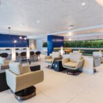 SkyTeam Lounge-Zugang: Neue Regeln für Inlandsflüge SkyTeam Lounge-Zugang wird einfacher! Ab dem 1. April 2025 dürfen Elite Plus-Mitglieder Lounges auch auf Inlandsflügen nutzen. Bild: Skyteam Lounge Signey