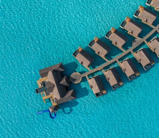 Wie ist das JW Marriott Kaafu Atoll Island Resort auf den Malediven?