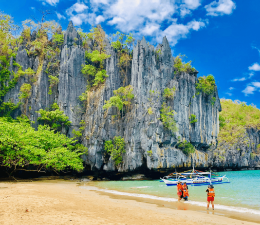 Philippinen Digital Nomaden Visum: Bis zu 2 Jahre Inselleben Das Philippinen Digital Nomaden Visum erlaubt bis zu 2 Jahre Aufenthalt für Remote Worker. Start ist in den nächsten Monaten geplant.