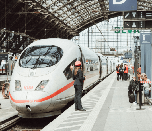 Neue Zugstrecke von Prag, Berlin und Kopenhagen startet 2026 Ab Mai 2026 kannst du mit dem Zug direkt von Prag über Berlin bis nach Kopenhagen reisen