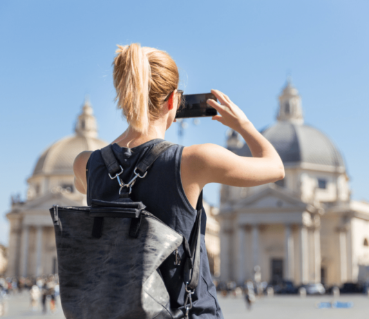 Touristenfehler vermeiden: 10 Tipps für deine nächste Reise Touristenfehler vermeiden: Mit unseren 10 Tipps reist du entspannter, sicherer und günstiger