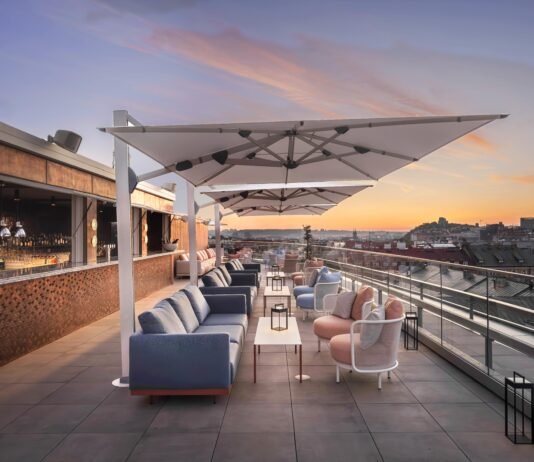 Marriott neue Hotels: Stylische Rooftops in Europa ABOVE Rooftop W Prague, Tschechien. © Marriott International