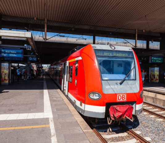 BahnBonus Sparpreis Tickets: Exklusive Bahndeals für kurze Zeit BahnBonus Sparpreis Tickets ab 6,99 € sichern: Nur vom 5.–7. August buchbar für Reisen bis Dezember. Nur für BahnBonus-Mitglieder.