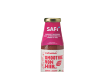 Eurowings SAFt Smoothie: 19,50 € für Klimaschutz in der Flasche Eurowings verkauft den neuen SAF Smoothie für 19,50 Euro. Mit dem Kauf sollen CO₂-Emissionen reduziert und Klimaprojekte unterstützt werden.