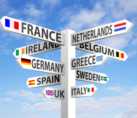 Reisen in Europa 2026: Das ändert sich! Reisen in Europa 2026 bringen neue Regeln für Einreise, Pauschalreisen und Trips nach UK und USA. Das sollten Reisende wissen.