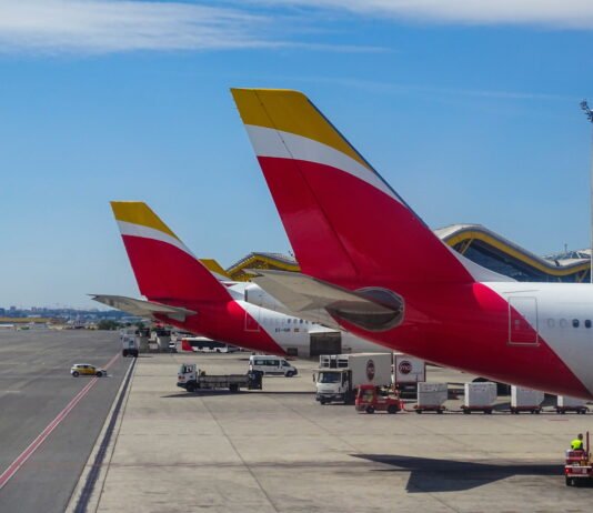 Avios Rabatt bringt günstigere Flüge bis in den Frühling Bis zu 40 % weniger Punkte für Flüge nach Europa, Amerika und Afrika. Foto von Miguel Ángel Sanz auf Unsplash