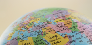 Ist Fliegen im Nahen Osten derzeit sicher? Ist Fliegen im Nahen Osten derzeit sicher? Experten erklären, wie Airlines mit unsicheren Lufträumen umgehen.