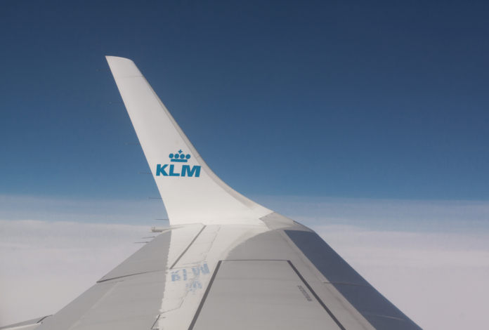 Air France-KLM passt den Flugplan an und baut wichtige Strecken aus. Gleichzeitig verändert sich das Netzwerk – das solltest du jetzt wissen.