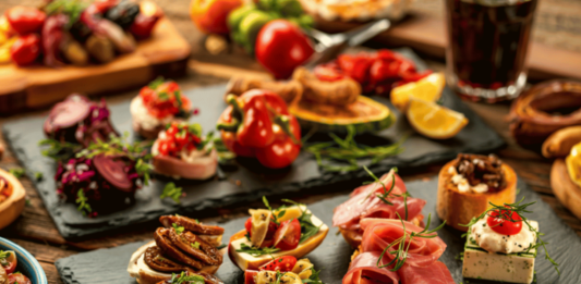 Die besten Städte in Europa für Essen und Trinken 2026 Diese Ziele bieten Vielfalt von Streetfood bis Fine Dining.