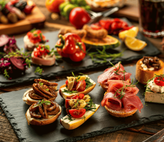 Die besten Städte in Europa für Essen und Trinken 2026 Diese Ziele bieten Vielfalt von Streetfood bis Fine Dining.