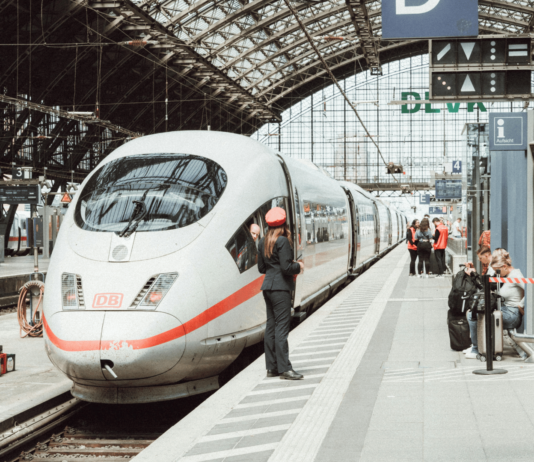 BahnBonus Punkte bei SIXT – bis zu 1.000 Punkte pro Anmietung Bei SIXT gibt es aktuell zusätzliche BahnBonus-Punkte und Rabatte für Mietwagenbuchungen.