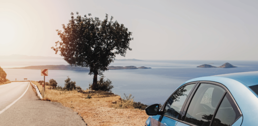 Mietwagen im Urlaub: Diese Fehler können richtig teuer werden Wer im Urlaub ein Auto mietet, sollte auf diese Details achten.