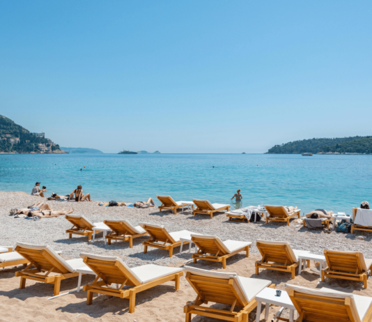 Strandliegen auf Mallorca werden deutlich teurer Wer auf Mallorca eine Liege mieten möchte, muss in diesem Sommer vielerorts deutlich mehr bezahlen.
