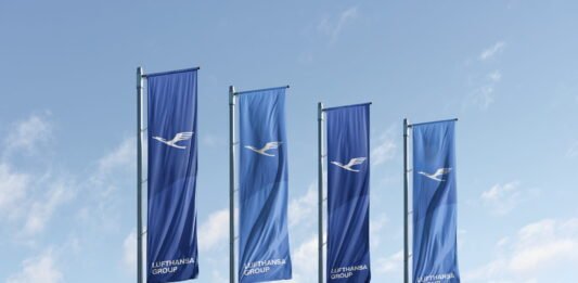 TAP Air Portugal wird Teil der Lufthansa Group Lufthansa erhält den Vorzug bei der TAP-Privatisierung.