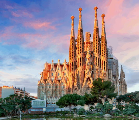 Tourismus in Barcelona vor großem Wandel Barcelona setzt künftig stärker auf Qualität statt auf unbegrenztes Wachstum.