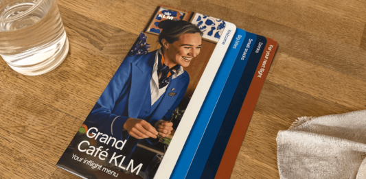 Grand Café KLM: KLM startet neues Bordservice-Konzept KLM führt im Oktober ein neues Bordkonzept mit mehr Auswahl bei Essen und Getränken ein. Foto: KLM