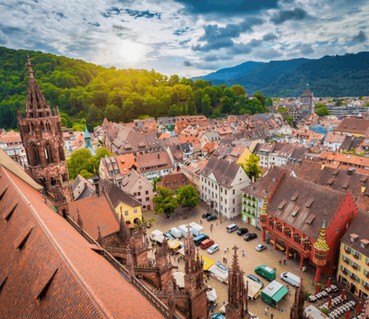 2 Miles & More Meilen pro Euro bei Leonardo Hotels Sammle 2 Meilen pro Euro bei ausgewählten Leonardo Hotels in Deutschland.